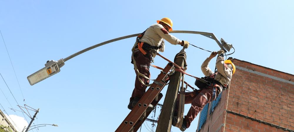 27.446 nuevos hogares de Medellín fueron conectados a servicios públicos domiciliarios durante 2021