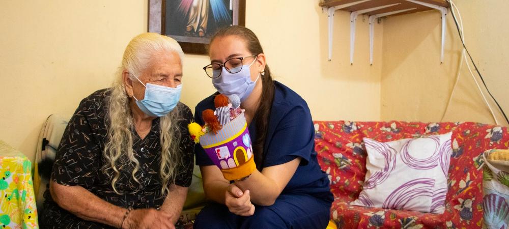 Medellín avanza en la consolidación de la estrategia Familias Cuidadoras para llegar a 200 beneficiarios al finalizar el cuatrienio