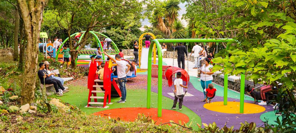 Más de 28.000 habitantes de Pedregal ya disfrutan de un nuevo parque recreativo