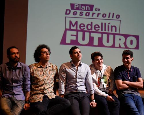 Encuentros territoriales del Plan de Desarrollo 2020-2023 Medell&iacute;n Futuro | J&oacute;venes
