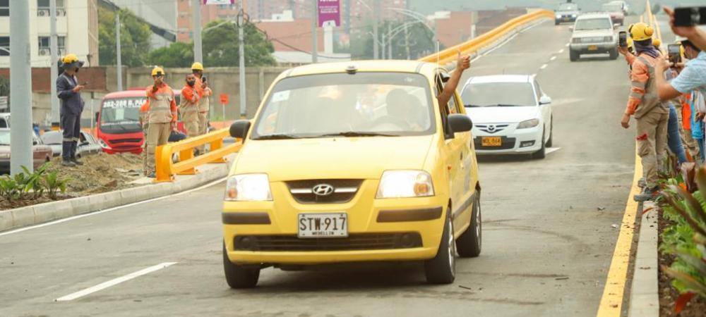 Con la apertura diurna del puente de la calle Colombia con la 80, se cumple un nuevo hito en la ejecución de este intercambio vial