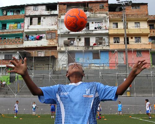 La Administración Municipal mejoró, entre 2016 y 2019, un total de 394 escenarios deportivos para el disfrute de niños, jóvenes, adultos y adultos mayores