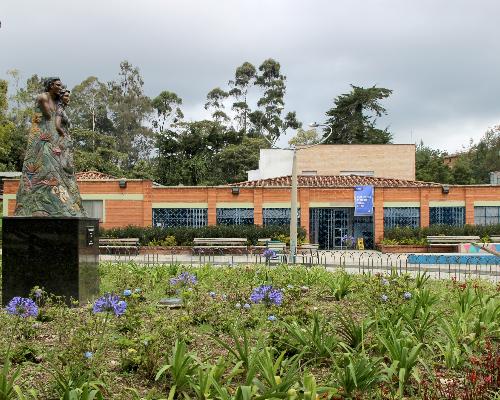 Biblioteca Pública de Santa Elena