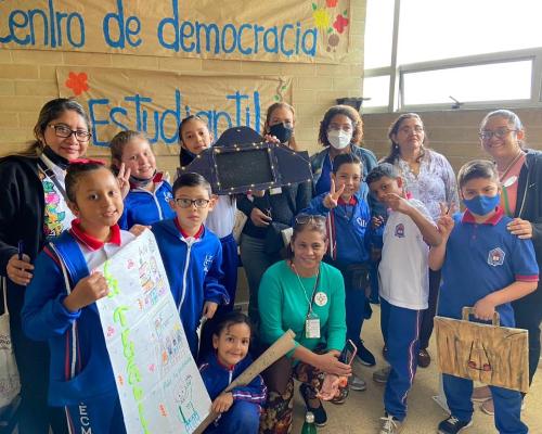 200 maestros de Panamá visitaron Medellín para conocer la Transformación Educativa de la ciudad